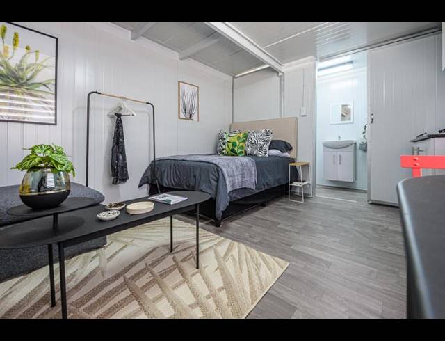 1 BEDROOM PROPERTY TO RENT IN KEMPTON PARK